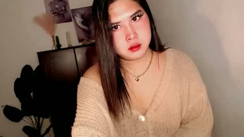 Snapshot of pinay_ivy chatting on 05-14-26, 01:12 Ivy Morningstar online show from 05-14-26, 01:12