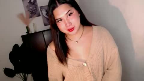 Snapshot of pinay_ivy chatting on 05-17-26, 01:36 Ivy Morningstar online show from 05-17-26, 01:36