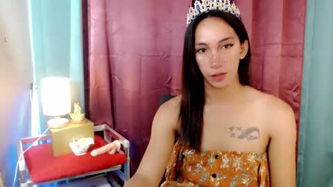 lucyLove online show from 04-28-26, 12:42
