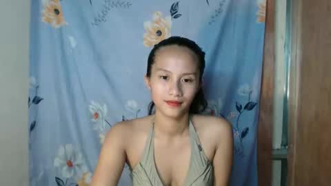 Snapshot of pinay_maex chatting on 12-17-25, 07:58 mae online show from 12-17-25, 07:58
