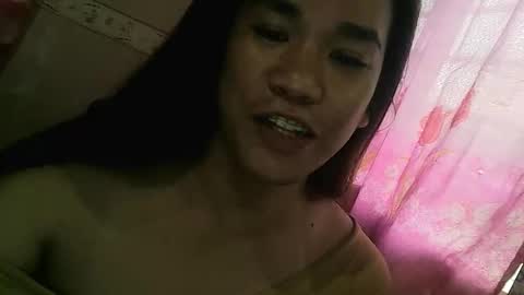 Snapshot of pinay_morena123 chatting on 11-16-25, 10:59 Perena online show from 11-16-25, 10:59