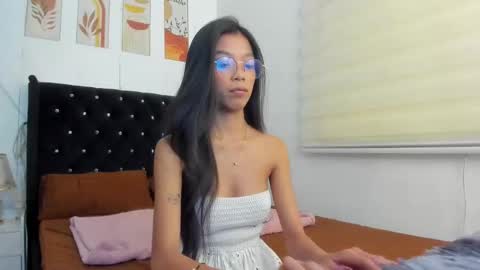 TINA online show from 09-25-25, 05:44