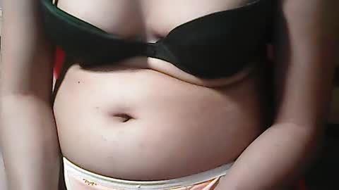 Snapshot of pinayhairyflower chatting on 05-12-26, 07:55 Nica online show from 05-12-26, 07:55