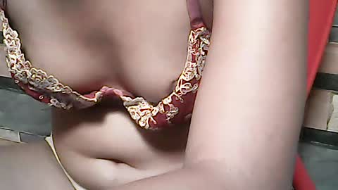 Snapshot of pinayhairyflower chatting on 06-12-26, 02:54 Nica online show from 06-12-26, 02:54
