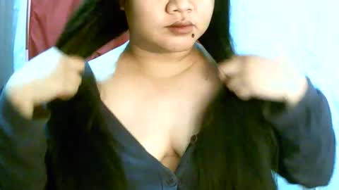 Snapshot of pinayjona chatting on 11-01-25, 12:07 pinayjona online show from 11-01-25, 12:07