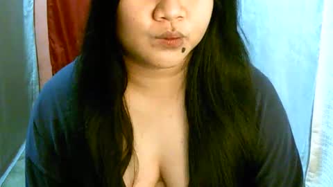 Snapshot of pinayjona chatting on 11-08-25, 11:43 pinayjona online show from 11-08-25, 11:43