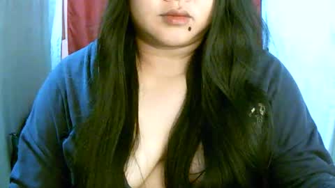 Snapshot of pinayjona chatting on 11-14-25, 10:58 pinayjona online show from 11-14-25, 10:58