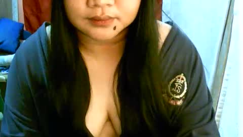 Snapshot of pinayjona chatting on 11-15-25, 11:29 pinayjona online show from 11-15-25, 11:29