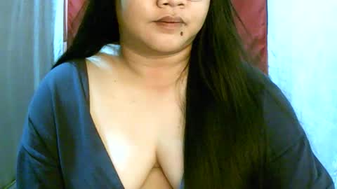 Snapshot of pinayjona chatting on 11-30-25, 11:47 pinayjona online show from 11-30-25, 11:47