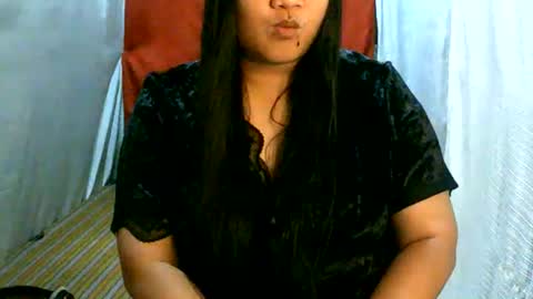 Snapshot of pinayjona chatting on 05-25-26, 12:00 pinayjona online show from 05-25-26, 12:00