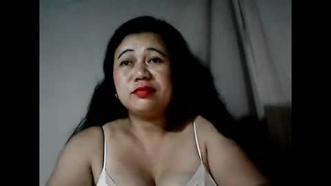 pinaymama12345 online show from 12-29-24, 10:47