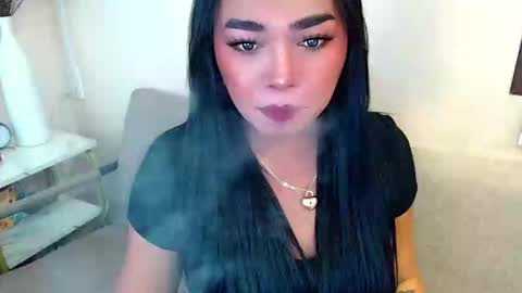 Snapshot of pinaymorena69 chatting on 12-29-24, 02:27 Just cath online show from 12-29-24, 02:27