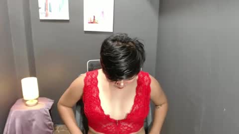 Lyn the Lesbian online show from 01-30-25, 10:40