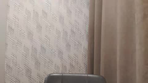       online show from 02-03-25, 05:46