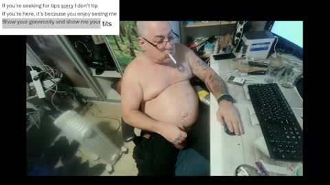 Snapshot of pini_z chatting on 12-30-24, 08:36 pini_z online show from 12-30-24, 08:36