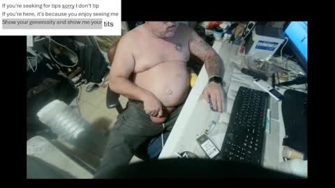 Snapshot of pini_z chatting on 01-16-25, 06:59 pini_z online show from 01-16-25, 06:59