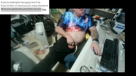 Snapshot of pini_z chatting on 01-17-25, 10:56 pini_z online show from 01-17-25, 10:56