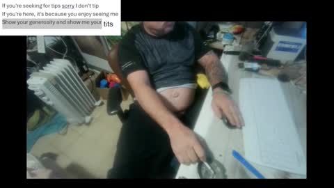 Snapshot of pini_z chatting on 01-26-25, 11:28 pini_z online show from 01-26-25, 11:28