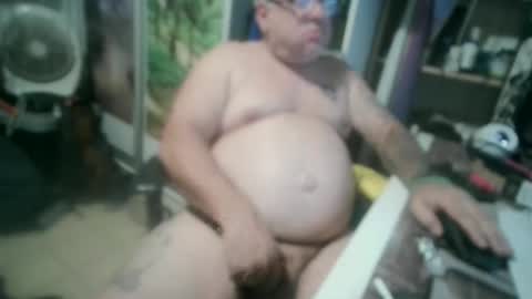 Snapshot of pini_z chatting on 10-16-25, 06:53 pini_z online show from 10-16-25, 06:53