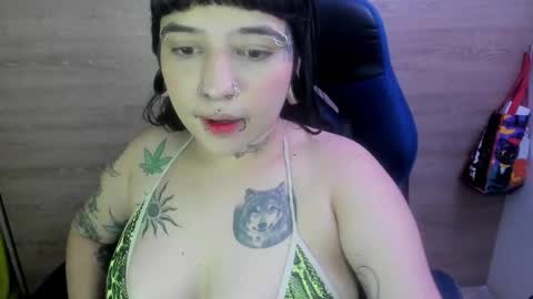 weedcandy ig y twitter xpink dustt online show from 09-18-25, 06:59