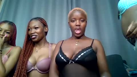 pinkyy online show from 07-17-26, 09:08