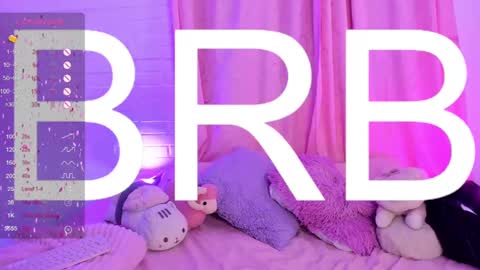 Snapshot of pink_quarz chatting on 01-08-25, 12:17 KELLY  online show from 01-08-25, 12:17