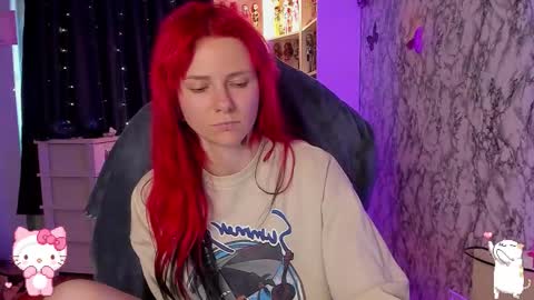 Snapshot of pink_ss chatting on 09-18-25, 02:19 Saly online show from 09-18-25, 02:19