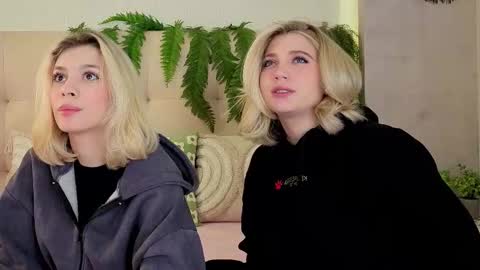 Adele online show from 09-25-25, 10:08