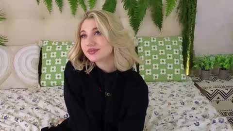 Adele online show from 10-06-25, 07:50