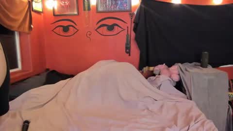 Virginity smiles online show from 02-22-25, 11:02