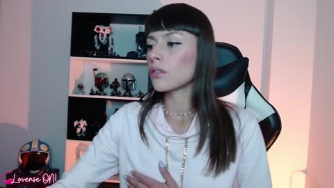 Snapshot of pinkcatlive chatting on 01-23-25, 12:35 Emily online show from 01-23-25, 12:35