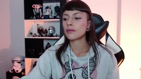 Snapshot of pinkcatlive chatting on 09-08-25, 09:58 Emily online show from 09-08-25, 09:58