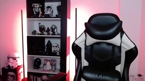 Snapshot of pinkcatlive chatting on 09-16-25, 02:56 Emily online show from 09-16-25, 02:56