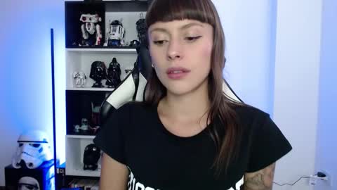 Snapshot of pinkcatlive chatting on 09-26-25, 06:45 Emily online show from 09-26-25, 06:45