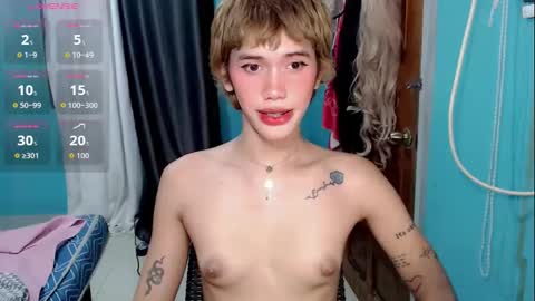 Snapshot of pinke_princesx1 chatting on 05-01-26, 10:20 Cherry online show from 05-01-26, 10:20