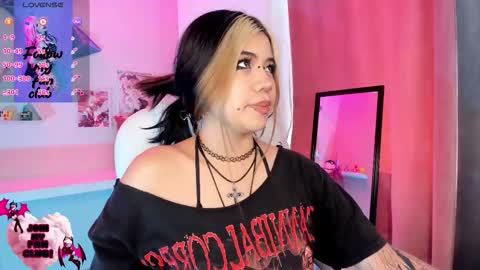 PINKK online show from 11-08-25, 01:22