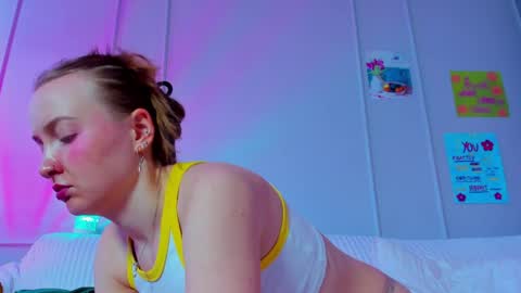 Mila online show from 04-27-26, 10:46