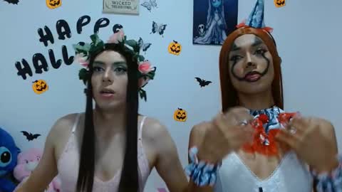 pinkluna0 online show from 10-30-25, 02:46