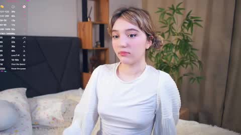 Snapshot of pinkncrazy chatting on 02-24-25, 03:02  HERES ALICE  WELCOME EVERYONE LOVENSE DOMI REACT TO YOUR TIPS LETS MAKE A GREAT SHOW TOGETHER  online show from 02-24-25, 03:02