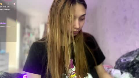 Snapshot of pinkncrazy chatting on 09-18-25, 06:15  HERES ALICE  WELCOME EVERYONE LOVENSE DOMI REACT TO YOUR TIPS LETS MAKE A GREAT SHOW TOGETHER  online show from 09-18-25, 06:15