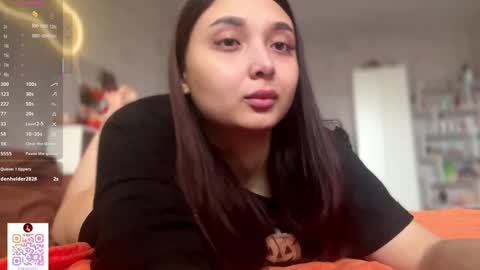 Snapshot of pinkncrazy chatting on 10-25-25, 06:43  HERES ALICE  WELCOME EVERYONE LOVENSE DOMI REACT TO YOUR TIPS LETS MAKE A GREAT SHOW TOGETHER  online show from 10-25-25, 06:43