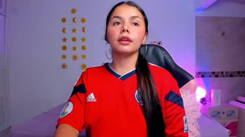 Snapshot of pinkpantherr_ chatting on 11-15-25, 01:03 Sarah .. online show from 11-15-25, 01:03