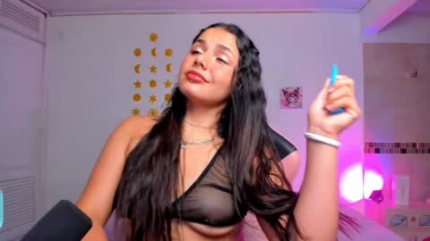 Snapshot of pinkpantherr_ chatting on 11-16-25, 12:38 Sarah .. online show from 11-16-25, 12:38