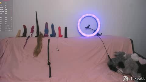 Helen Goat online show from 04-20-26, 05:10