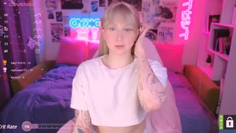 Snapshot of pinkvenom_ chatting on 01-23-25, 07:18 pinkvenom_ online show from 01-23-25, 07:18