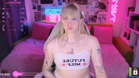 Snapshot of pinkvenom_ chatting on 01-24-25, 05:32 pinkvenom_ online show from 01-24-25, 05:32