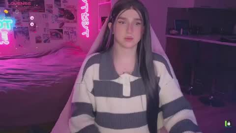 pinkvenom_ online show from 04-25-26, 04:37