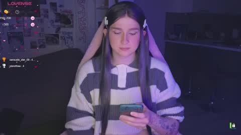 pinkvenom_ online show from 04-27-26, 05:55