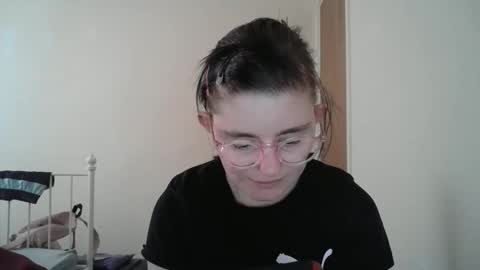 pinkwife97 online show from 09-23-25, 12:08