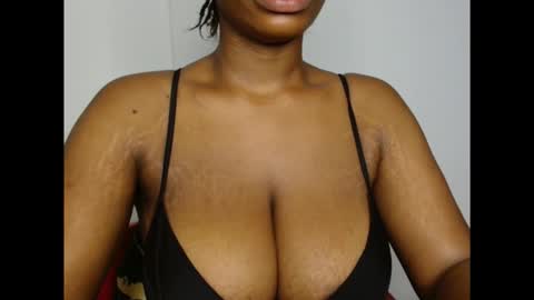 Snapshot of pinkxsugar chatting on 11-27-25, 11:12 pinkxsugar online show from 11-27-25, 11:12